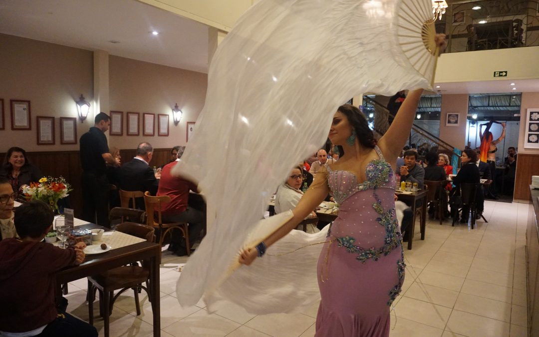 Jantar Ãrabe dos Amigos do HC beneficia Centro Integrado de Mama do Hospital de ClÃ­nicas