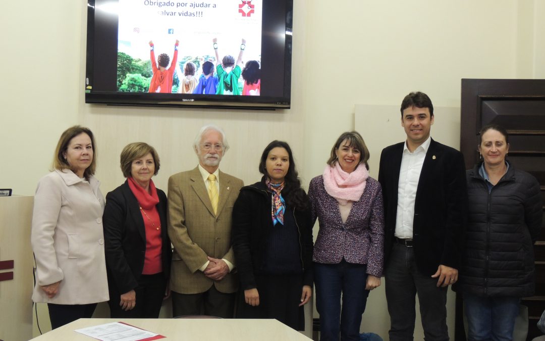 AmbulatÃ³rio Multiprofissional promove saÃºde, conforto e seguranÃ§a aos pacientes idosos do Complexo Hospital de ClÃ­nicas