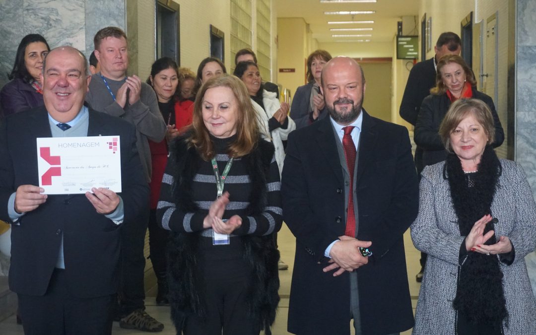 Amigos do HC recebem homenagem nos 58 anos do Hospital de ClÃ­nicas