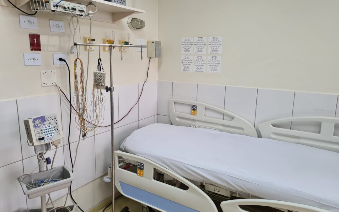 Pacientes neurolÃ³gicos sÃ£o beneficiados por entrega ao ServiÃ§o de Neurologia do Hospital de ClÃ­nicas