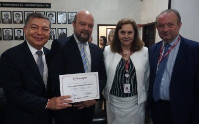 Amigos do HC recebem homenagem pela atuação na pandemia da COVID-19