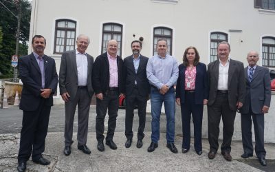 Equipe da diretoria e conselheiros dos Amigos do HC visitam obras do Hospital Victor Ferreira do Amaral