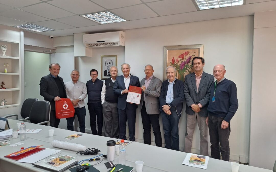 Amigos do HC se reÃºnem com diretoria da GREENCRED