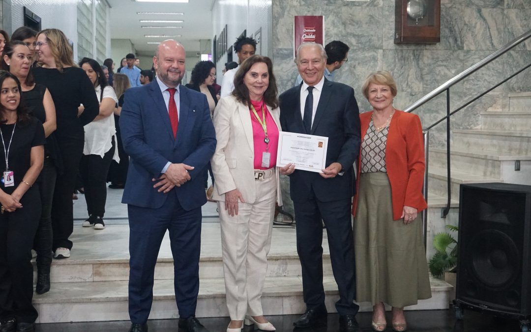 Hospital de ClÃ­nicas completa 63 anos com homenagem aos Amigos do HC