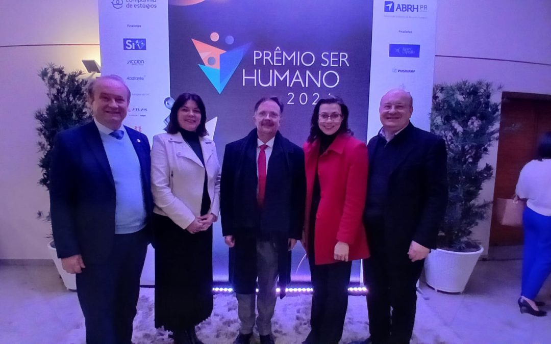 Amigos do HC sÃ£o finalistas no PrÃªmio Ser Humano da ABRH-PR