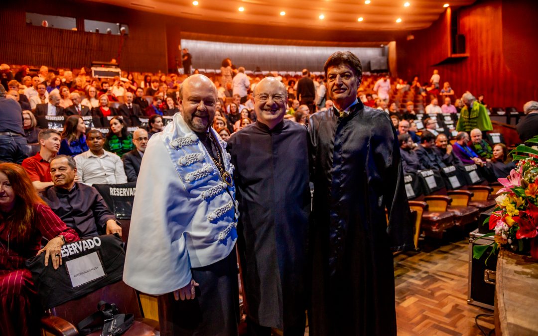 Marcos SunyÃª Ã© empossado como reitor da UFPR