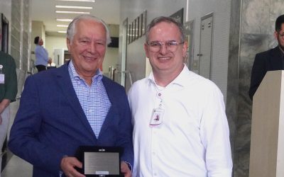 Amigos do HC participam de Culto Ecumênico no Hospital de Clínicas e recebem homenagem pelo apoio à instituição